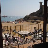 Квартира на первой линии моря/озера в Испании, Каталония, Жирона, 70 кв.м.