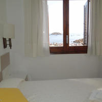 Квартира на первой линии моря/озера в Испании, Каталония, Жирона, 70 кв.м.