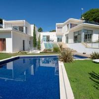 Дом на первой линии моря/озера в Испании, Каталония, Жирона, 400 кв.м.