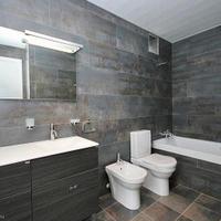 Дом на первой линии моря/озера в Испании, Каталония, Жирона, 400 кв.м.