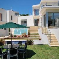 Дом на первой линии моря/озера в Испании, Каталония, Жирона, 400 кв.м.