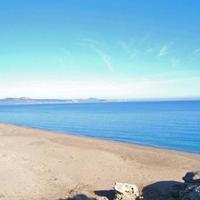 Дом на первой линии моря/озера в Испании, Каталония, Жирона, 145 кв.м.