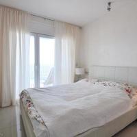 Квартира на первой линии моря/озера в Испании, Каталония, Жирона, 108 кв.м.