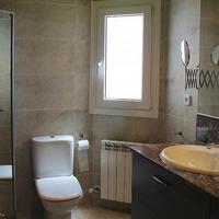 Квартира на первой линии моря/озера в Испании, Каталония, Багур, 120 кв.м.