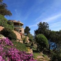 House at the first line of the sea / lake in Spain, Catalunya, Girona, 350 sq.m.