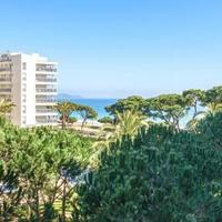 Apartment at the first line of the sea / lake in Spain, Catalunya, Girona, 52 sq.m.