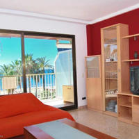 Квартира на первой линии моря/озера в Испании, Каталония, Багур, 100 кв.м.